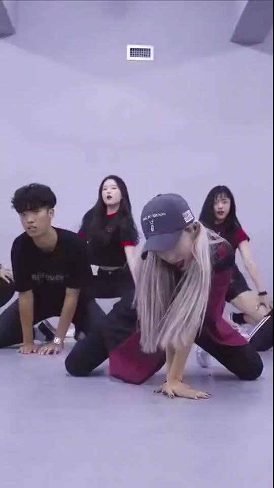 我爱街舞视频直播全集_我爱街舞资料大全-YY官