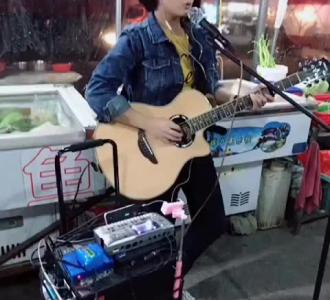 【流浪歌手佳宝喜欢的双击屏幕】视频直播-YY