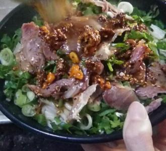 卿本佳人奈何为贼分享的小视频28次播放