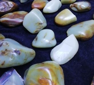 好好珍惜每天主动找你聊天的人吧!他很在乎.