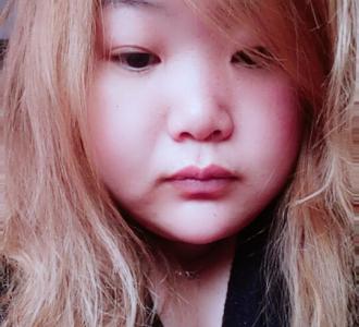 好好珍惜每天主动找你聊天的人吧!他很在乎.