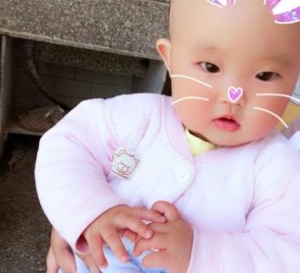 【刚刚直播画的小丑女,台词:i'm known to be qu