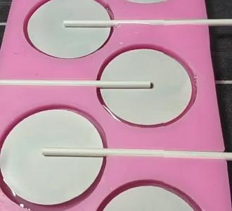 轮胎来踩油门轮胎粑粑我手机里还有好多记录.