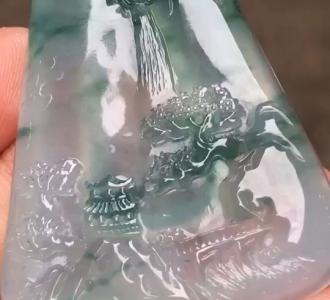 【冬天是吃萝卜的季节红心萝卜一斤左右去掉的