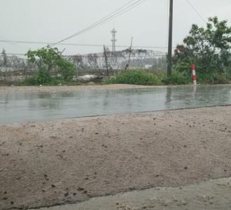 社会女披肩扎发