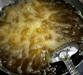 【伯爵炮哥】视频直播-YY