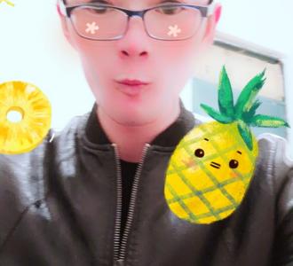 小黄飞与姜鹏合唱铁血丹心