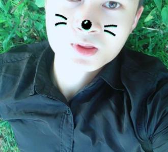 零基础学员展示钢管一字马