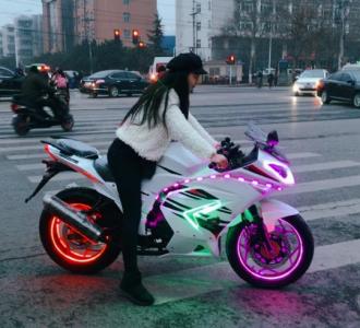 【{麦小兜 9420}{晓华 悲伤的倾诉}分享的小视频