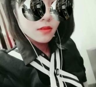 【该说点什么好 好困】视频直播-YY