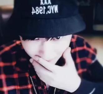 三人版本红日mv_三人版本红日mp3_三人版本