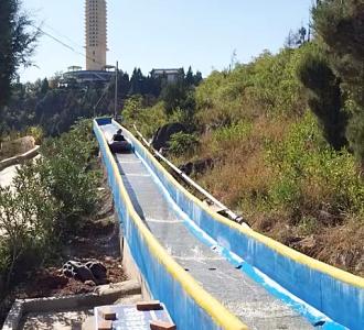 女神唱悲情,我居然吃香蕉