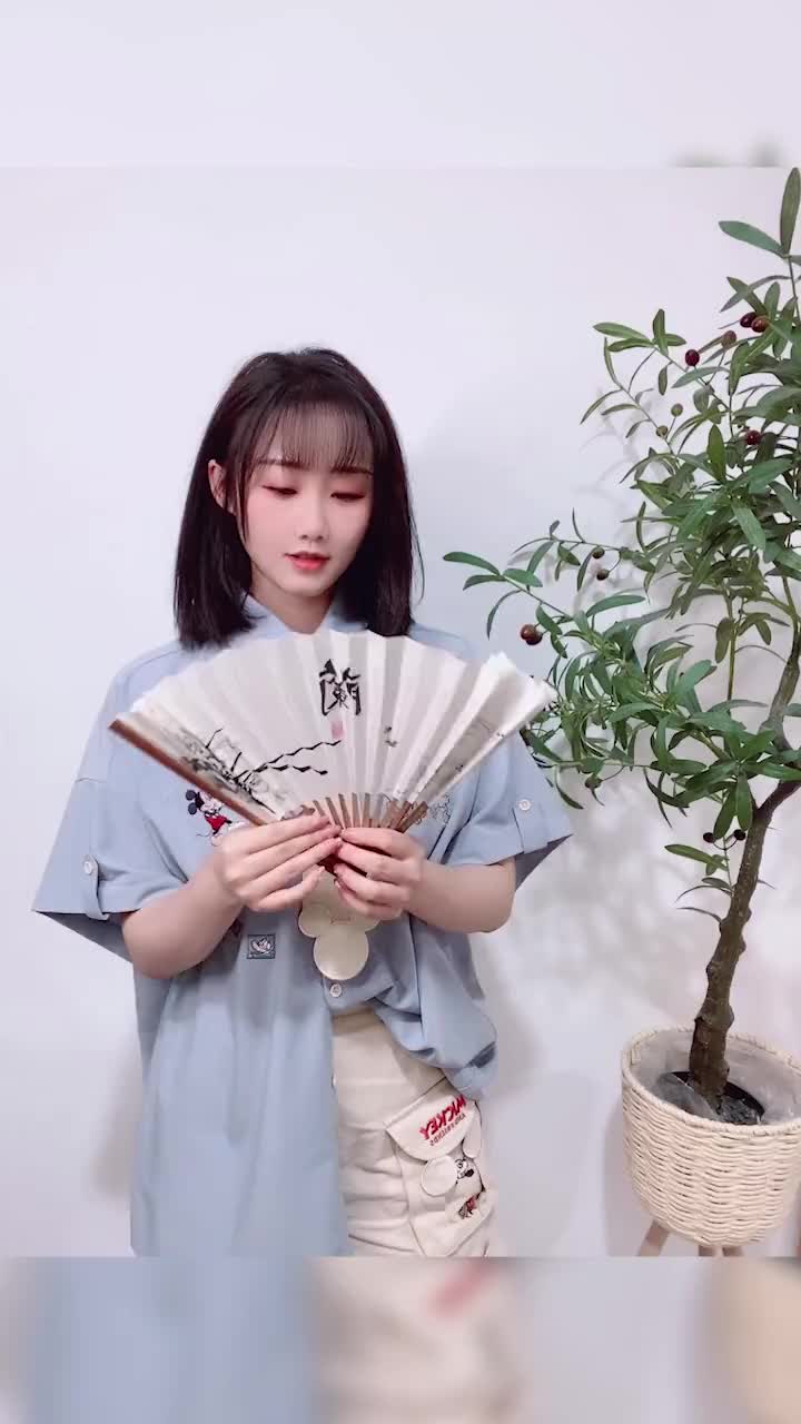 接下来，是我挽回形象的时刻了！还看？不围观一下吗？#古风#变装