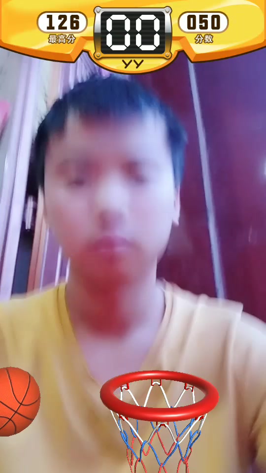 心痛到爆,也要强颜欢笑